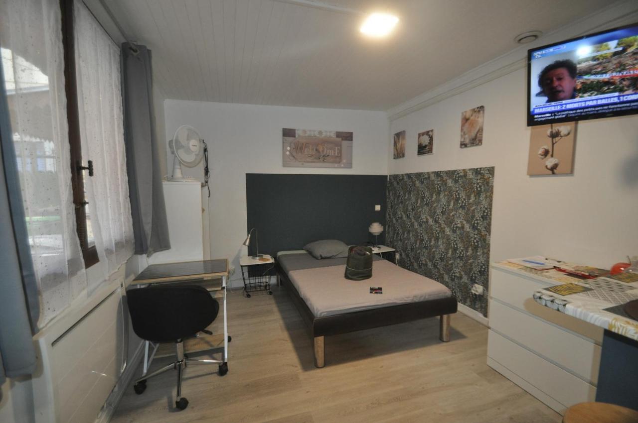 Beaublache Residence Studios Meubles Гренобль Екстер'єр фото